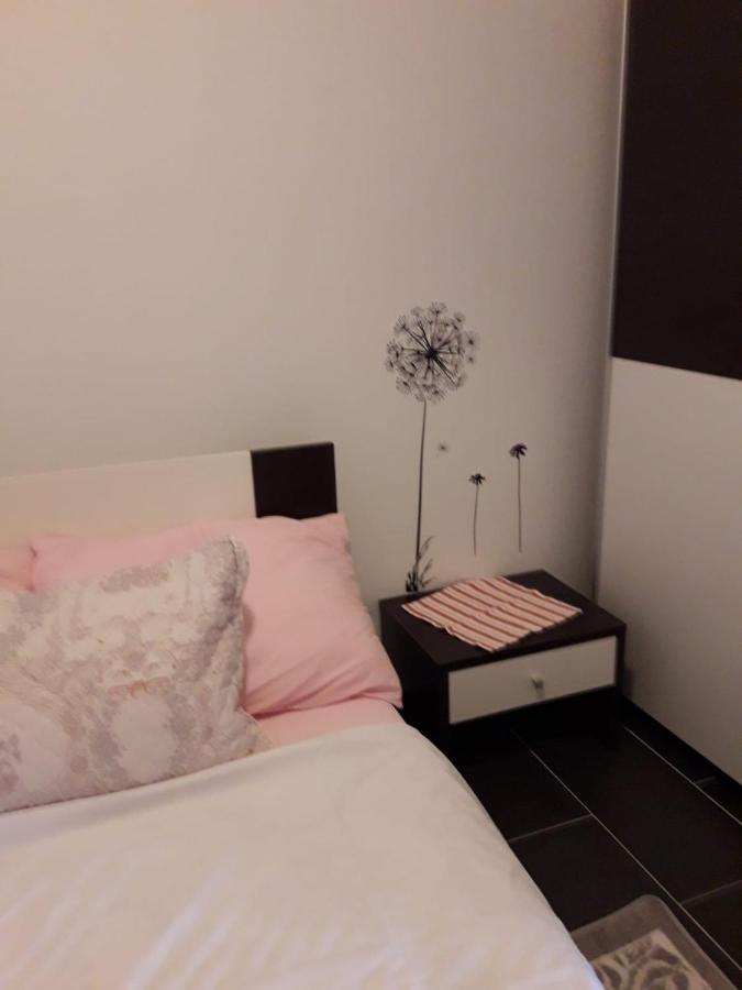 Apartmani Buba Podstrana Exterior photo